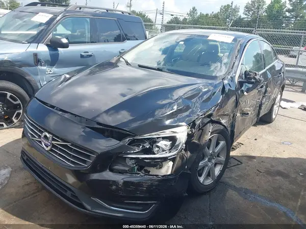 YV1612TK1G2412209 2016 VOLVO S60 - Image 2