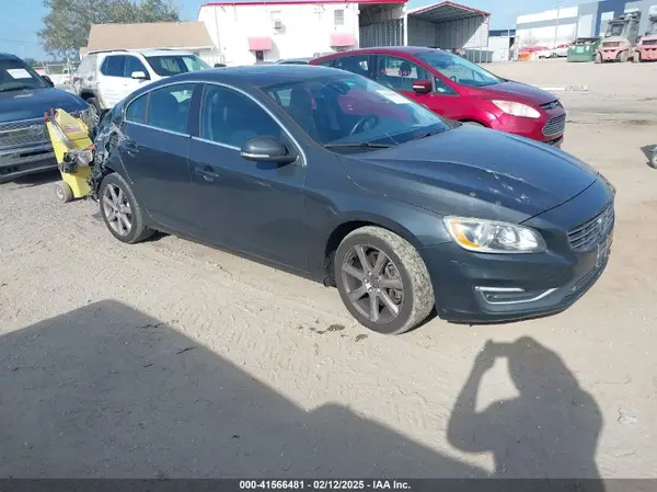 YV1612TK2G2412915 2016 VOLVO S60 - Image 1