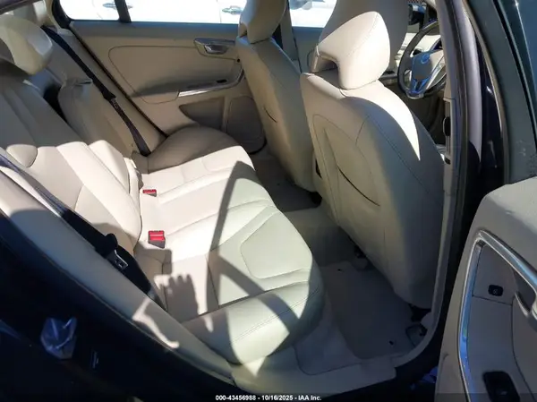 YV1612TK3G1398240 2016 VOLVO S60 - Image 8