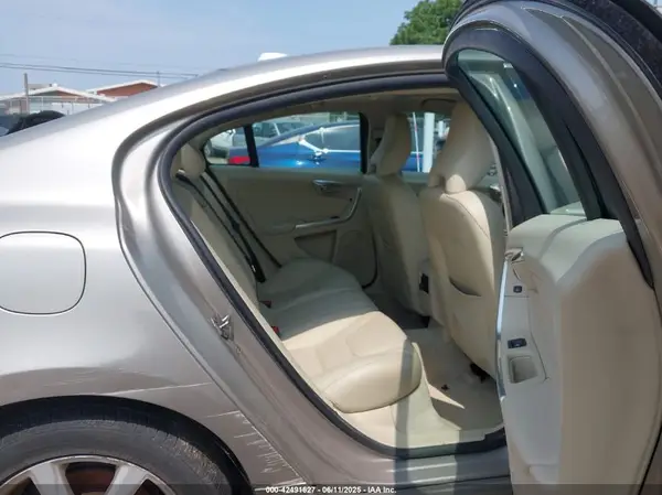 YV1612TK4G1394049 2016 VOLVO S60 - Image 8