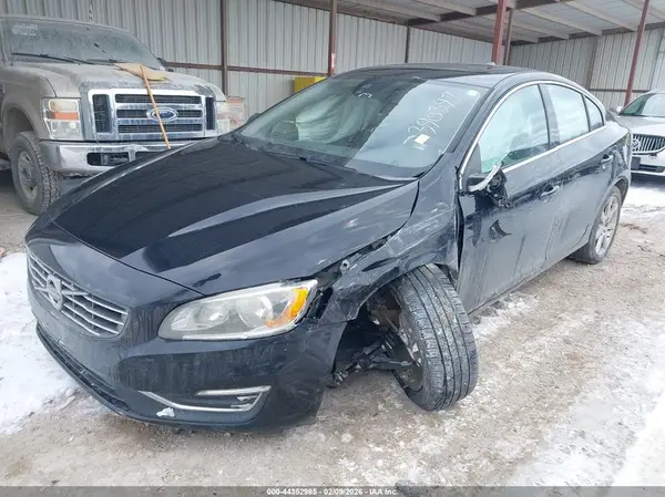 YV1612TK4G2390397 2016 VOLVO S60 - Image 2