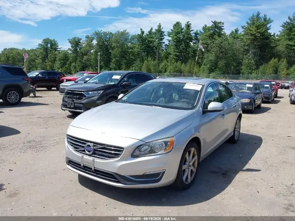 YV1612TK4G2398404 2016 VOLVO S60 - Image 2