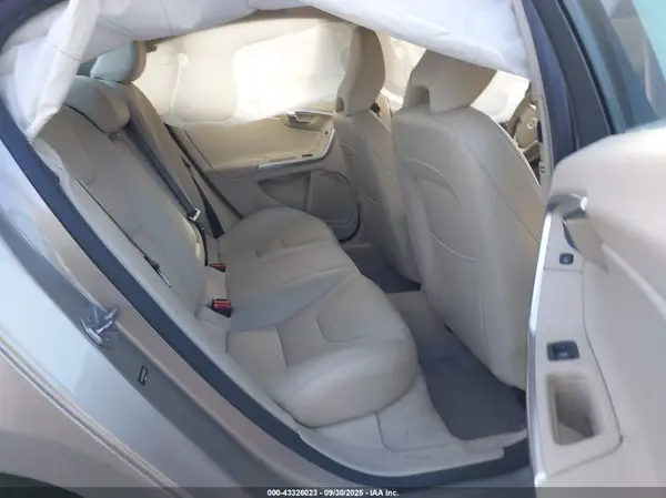 YV1612TK6G2391678 2016 VOLVO S60 - Image 8