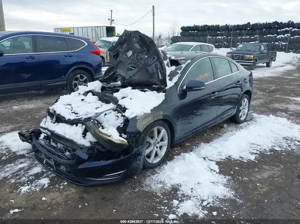 YV1612TK6G2401786 2016 VOLVO S60 - Image 2