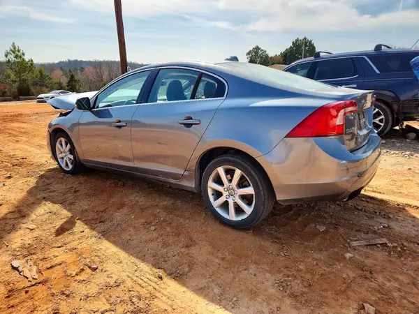 YV1612TK7G2391902 2016 VOLVO S60 - Image 2