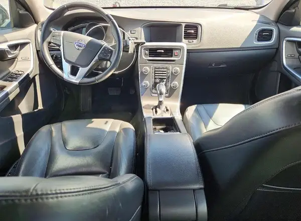 YV1612TK7G2410982 2016 VOLVO S60 - Image 8