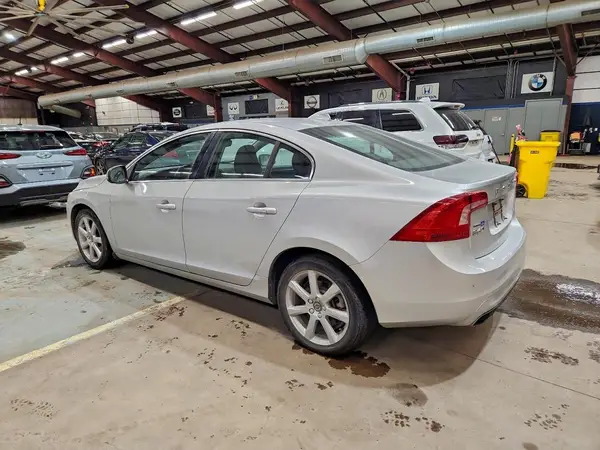YV1612TK7G2414479 2016 VOLVO S60 - Image 2