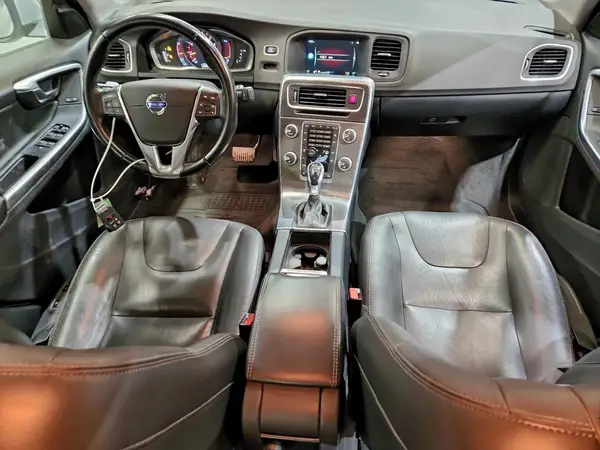 YV1612TK7G2414479 2016 VOLVO S60 - Image 8