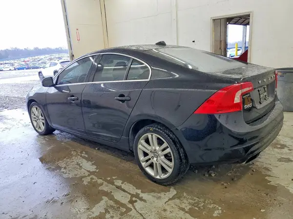 YV1612TK8G2392363 2016 VOLVO S60 - Image 2