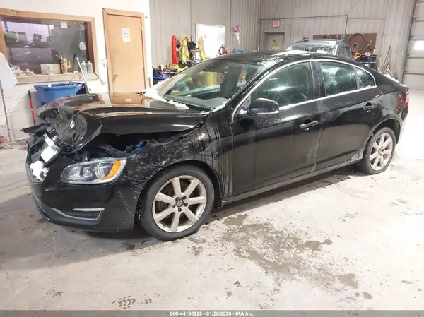 YV1612TKXG2391800 2016 VOLVO S60 - Image 2