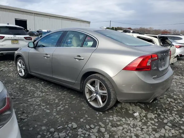 YV1612TKXG2402892 2016 VOLVO S60 - Image 2