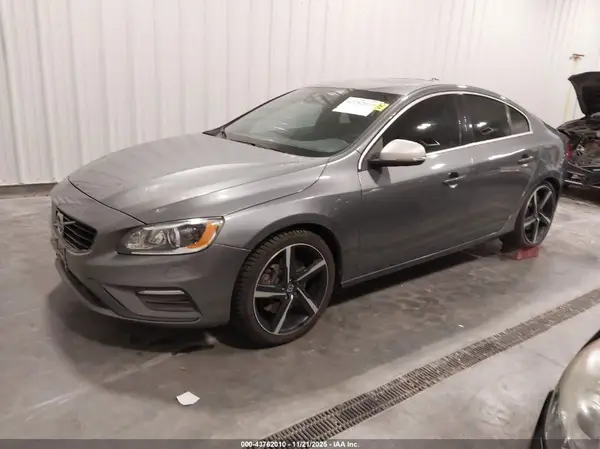 YV1902TS7G1398774 2016 VOLVO S60 - Image 2