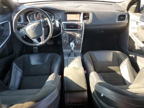 YV1A0MSW4J2392297 2018 VOLVO V60 - Image 8