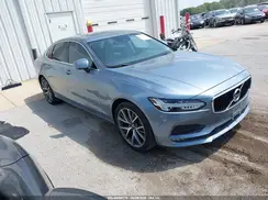 YV1A22MK1H1015922 2017 VOLVO S90