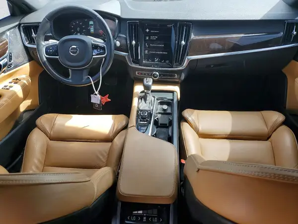 YV1A22MK1H1017850 2017 VOLVO S90 - Image 8