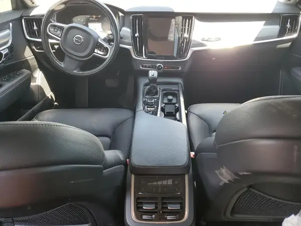 YV1A22MK2H1003889 2017 VOLVO S90 - Image 8