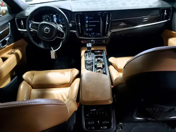 YV1A22MK2H1011846 2017 VOLVO S90 - Image 8