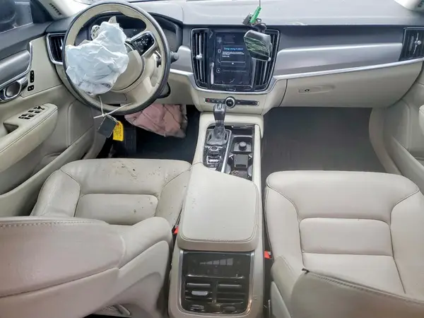 YV1A22MK3H1003853 2017 VOLVO S90 - Image 8