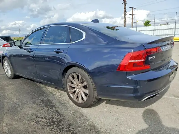 YV1A22MK3H1016554 2017 VOLVO S90 - Image 2