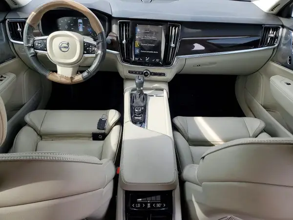 YV1A22MK3H1016554 2017 VOLVO S90 - Image 8