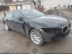 YV1A22MK4H1003960 2017 VOLVO S90