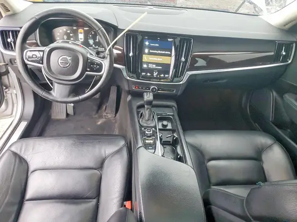 YV1A22MK4H1011329 2017 VOLVO S90 - Image 8