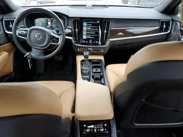 YV1A22MK4H1012268 2017 VOLVO S90 - Image 8