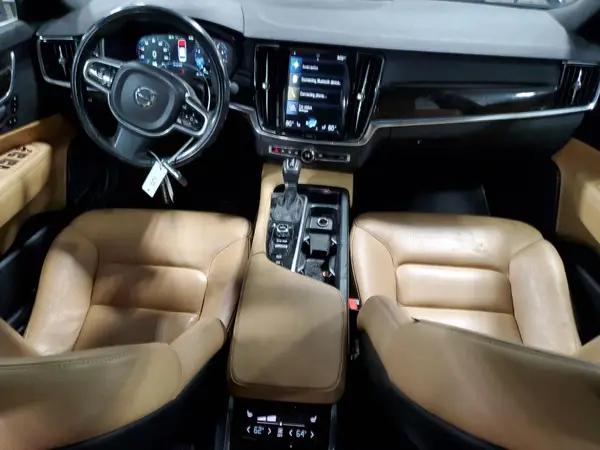 YV1A22MK5H1016538 2017 VOLVO S90 - Image 8