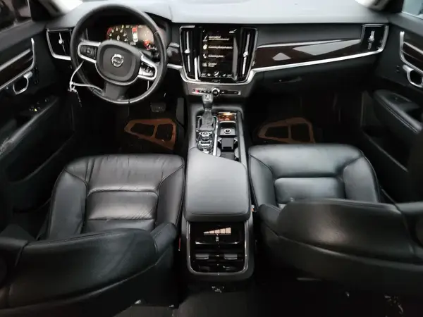 YV1A22MK6H1016113 2017 VOLVO S90 - Image 8