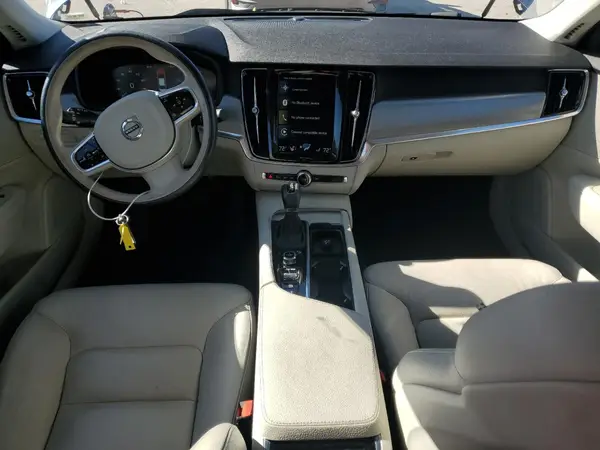 YV1A22MK7H1003807 2017 VOLVO S90 - Image 8