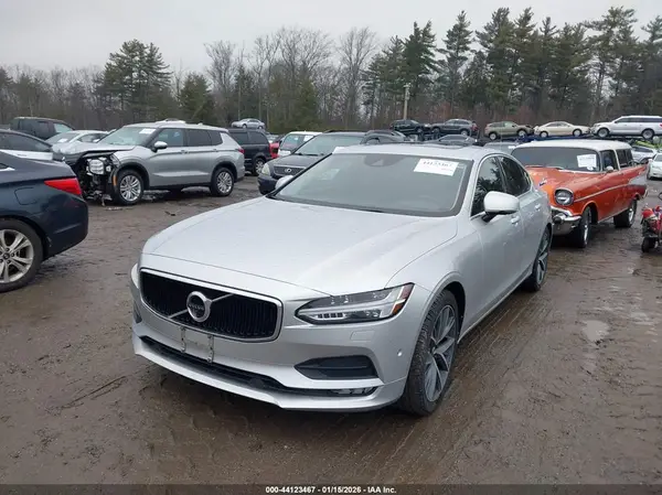 YV1A22MK7H1015259 2017 VOLVO S90 - Image 2