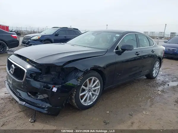 YV1A22MK8H1014623 2017 VOLVO S90 - Image 2