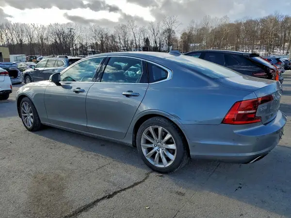 YV1A22MK9H1006126 2017 VOLVO S90 - Image 2