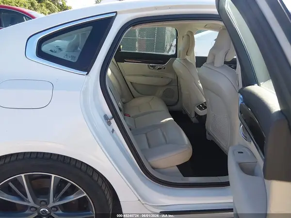 YV1A22MK9H1015280 2017 VOLVO S90 - Image 8
