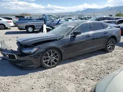 YV1A22MKXH1004904 2017 VOLVO S90