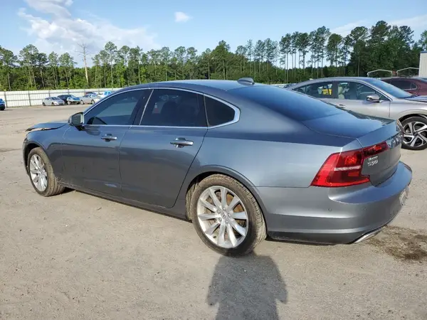 YV1A22MKXH1006040 2017 VOLVO S90 - Image 2