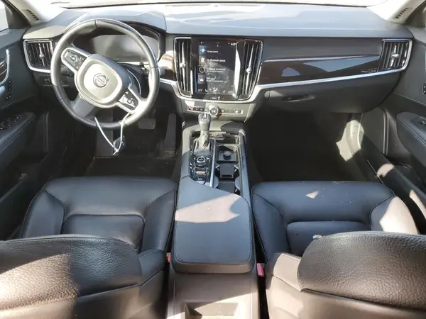 YV1A22MKXH1006040 2017 VOLVO S90 - Image 8