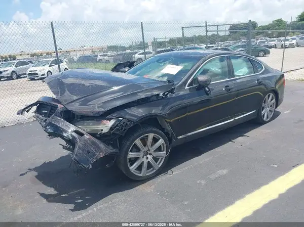 YV1A22ML0H1004936 2017 VOLVO S90 - Image 2