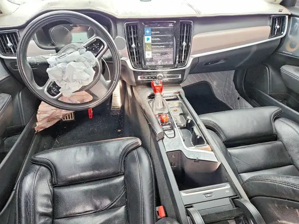 YV1A22ML2H1001553 2017 VOLVO S90 - Image 8