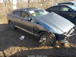 YV1A22ML2H1003142 2017 VOLVO S90