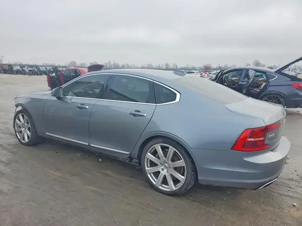 YV1A22ML3H1007748 2017 VOLVO S90 - Image 2