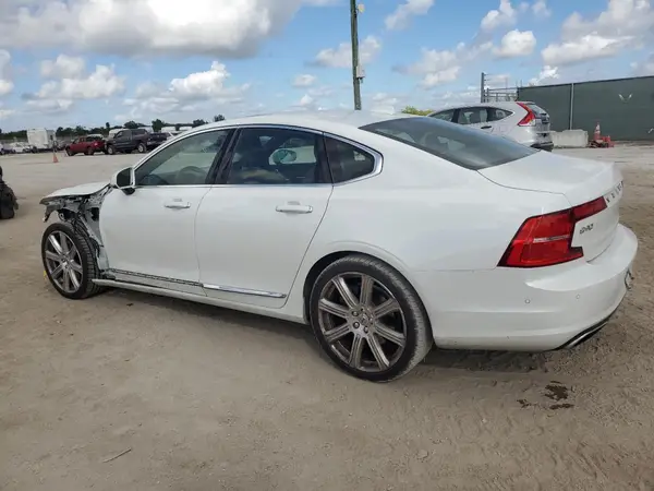 YV1A22ML4H1001859 2017 VOLVO S90 - Image 2