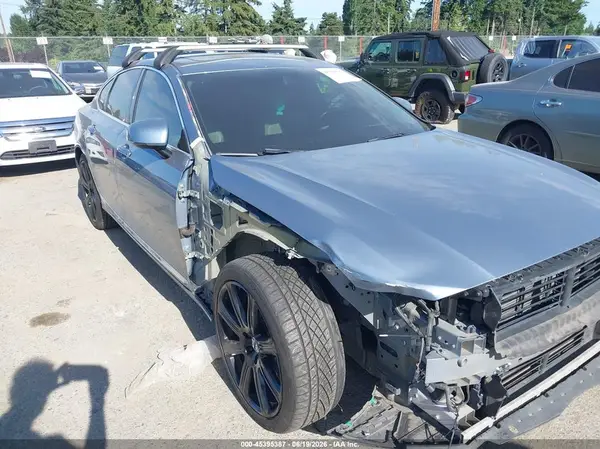 YV1A22ML6H1001510 2017 VOLVO S90 - Image 1
