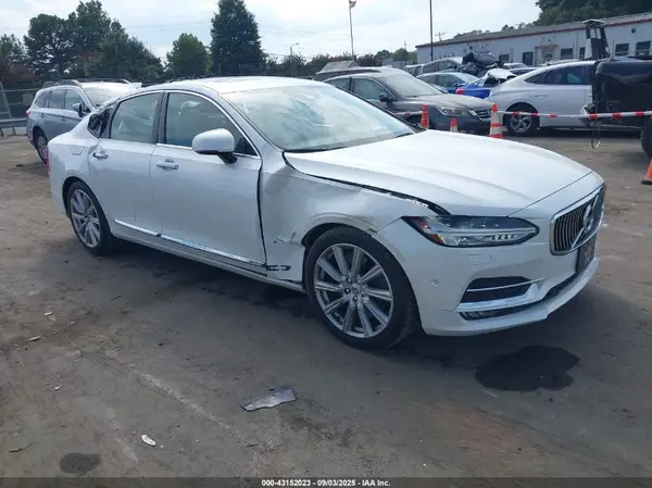 YV1A22ML6H1014225 2017 VOLVO S90 - Image 1