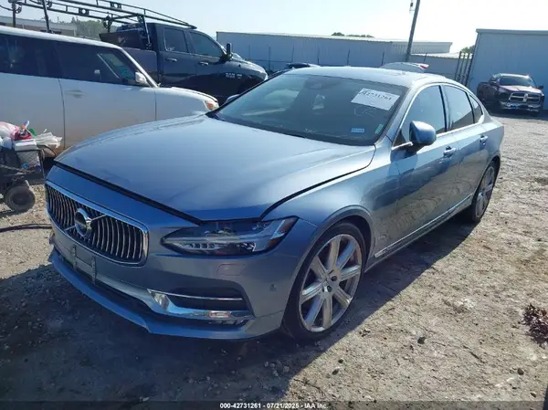 YV1A22ML7H1000639 2017 VOLVO S90 - Image 2