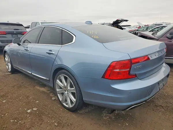 YV1A22ML7H1000995 2017 VOLVO S90 - Image 2