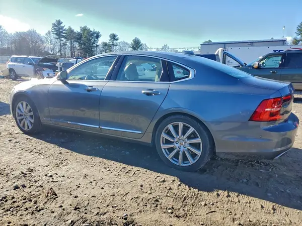 YV1A22ML8H1005557 2017 VOLVO S90 - Image 2