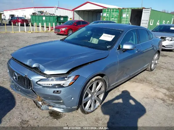 YV1A22ML8H1017403 2017 VOLVO S90 - Image 2