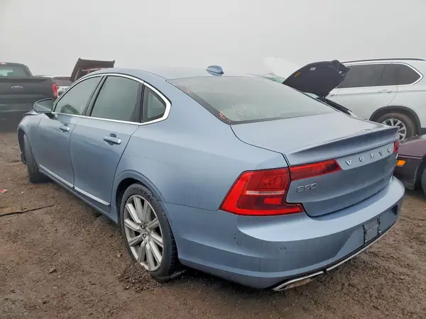 YV1A22ML9H1010847 2017 VOLVO S90 - Image 2