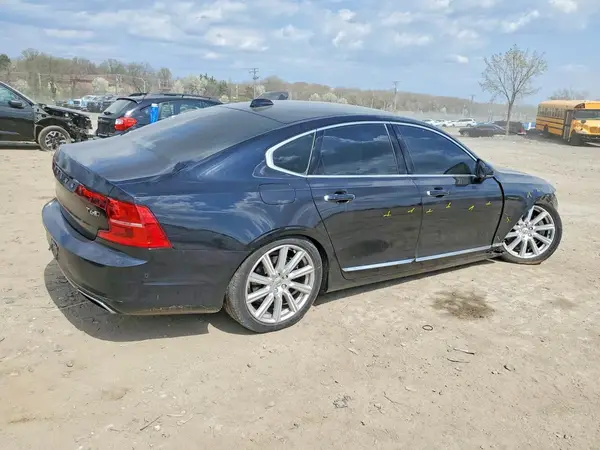 YV1A22ML9H1012422 2017 VOLVO S90 - Image 2